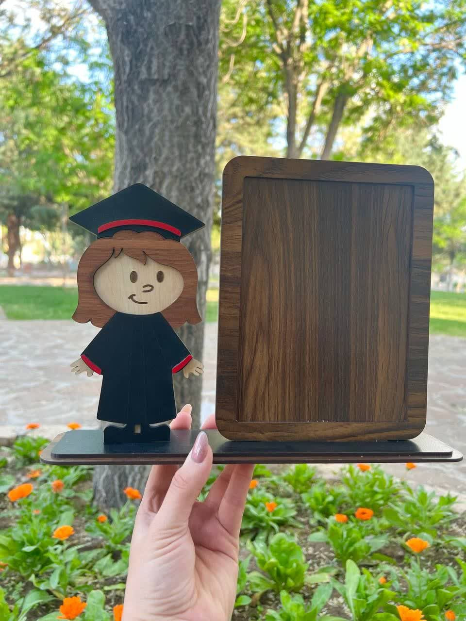 استند تندیس فارغ التحصیلی عکس 13در18 تکی